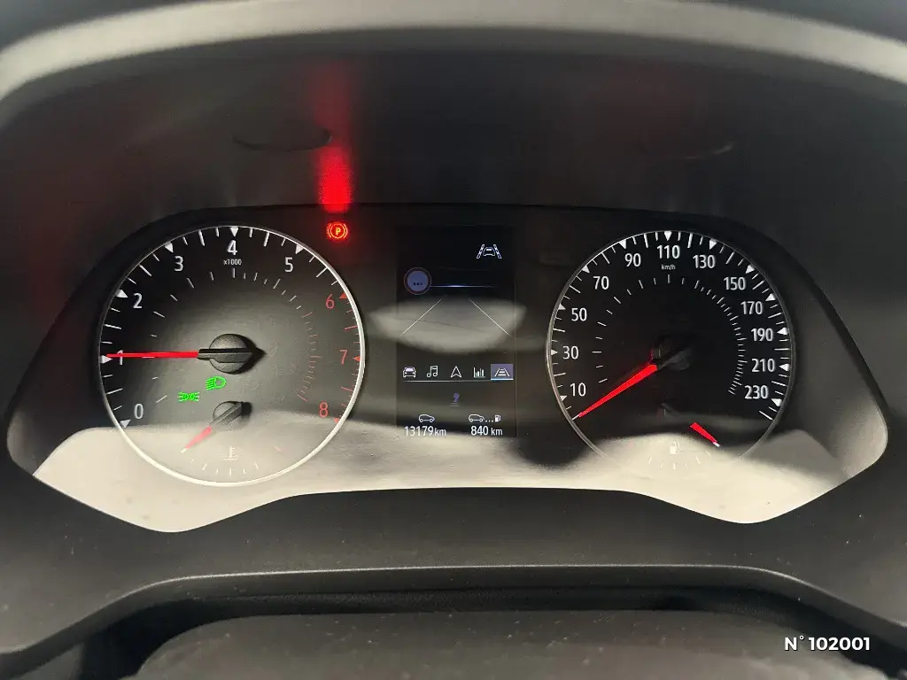 RENAULT CAPTUR II - Miniature 8