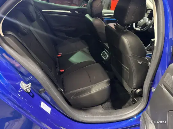 RENAULT MEGANE IV - voiture d'occasion - Photo 11