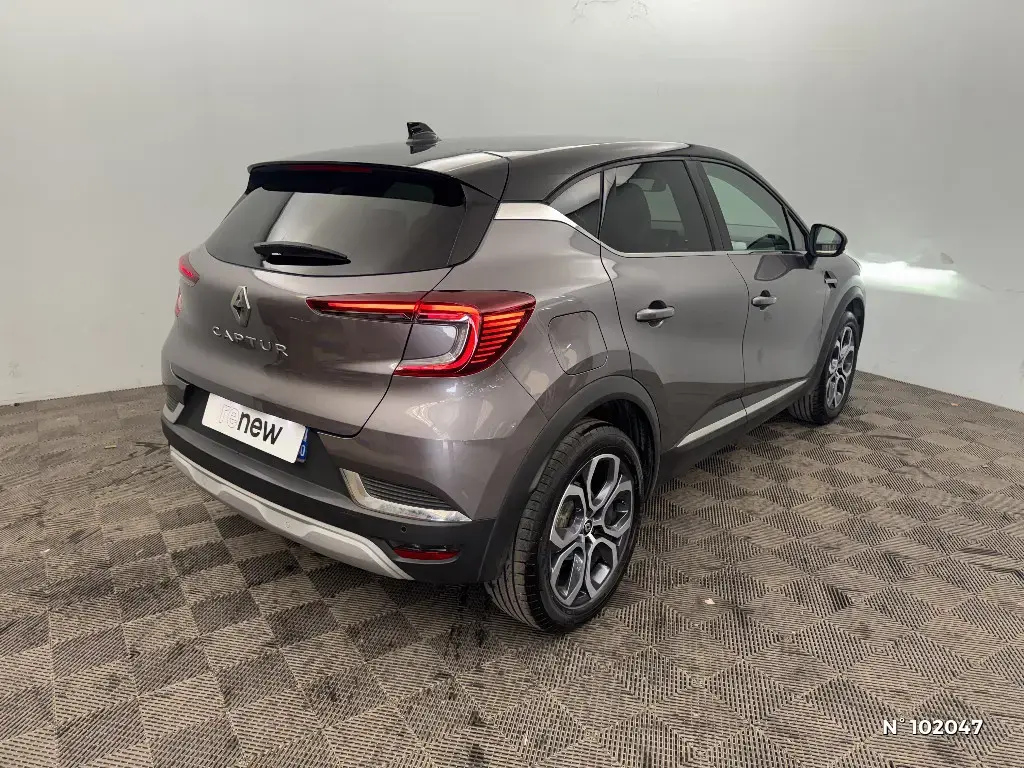 RENAULT CAPTUR II - Miniature 2