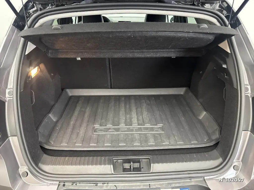 RENAULT CAPTUR II - Miniature 10
