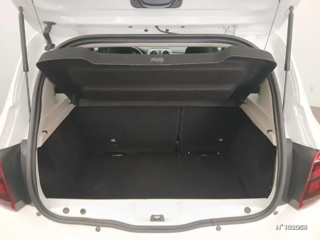 DACIA SANDERO II - Miniature 9
