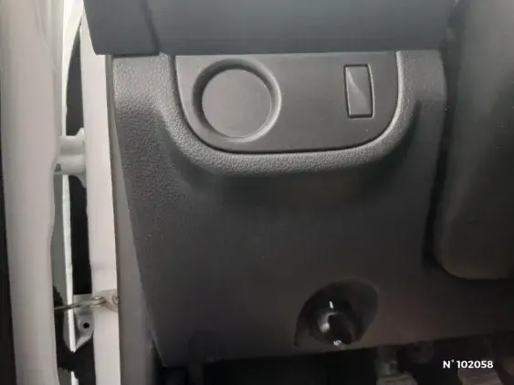 DACIA SANDERO II - voiture d'occasion - Photo 14