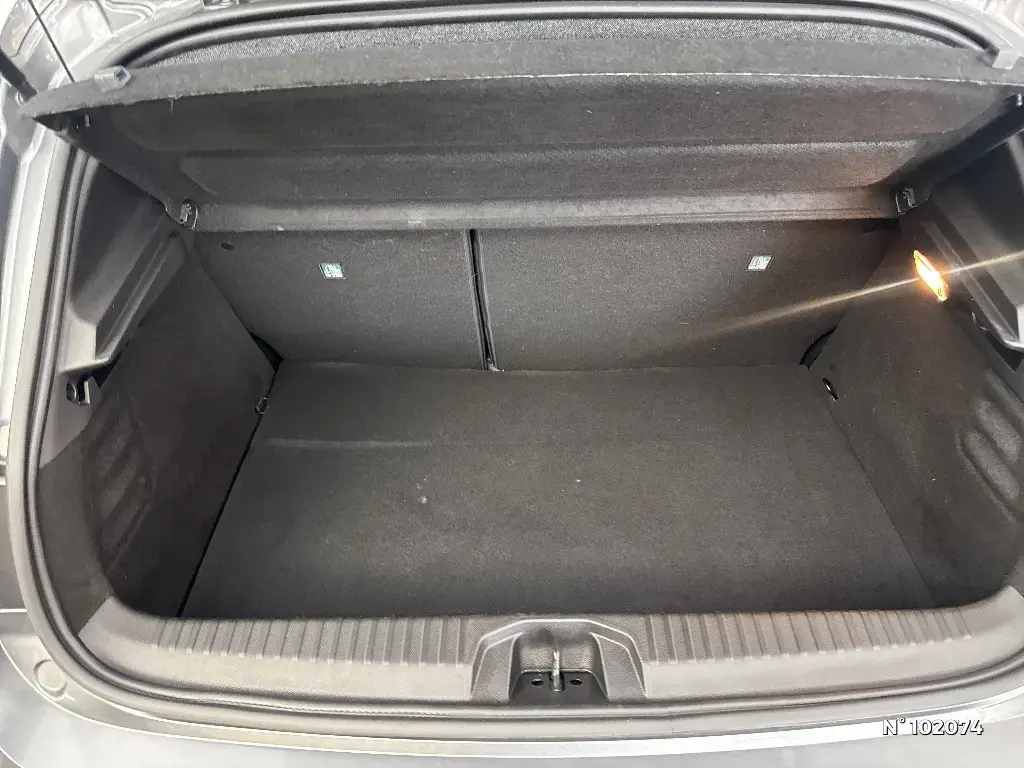 RENAULT CLIO V - Miniature 10