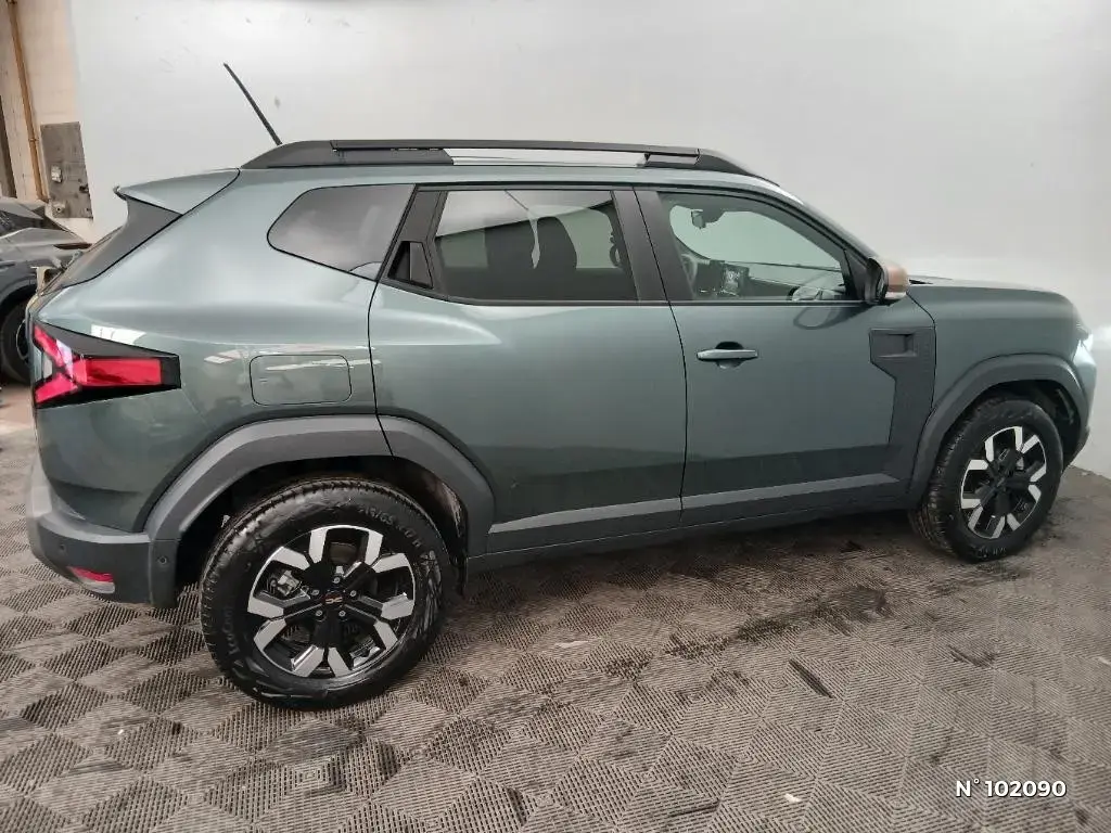 DACIA DUSTER III - Miniature 3