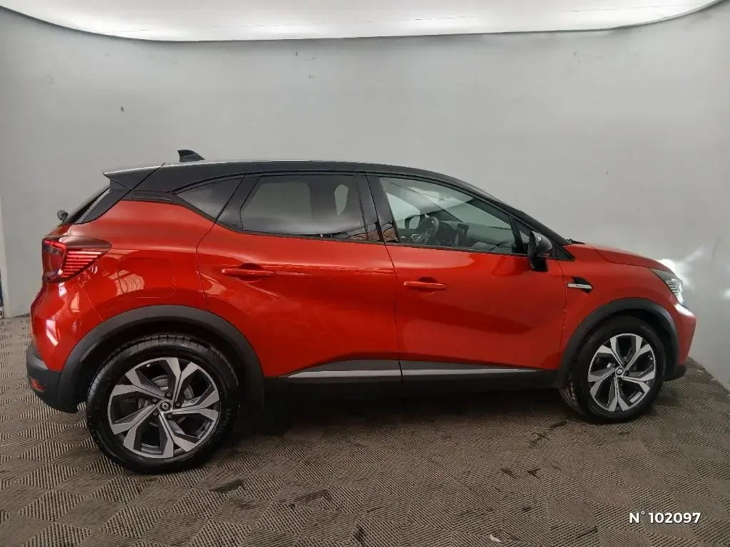 RENAULT CAPTUR II - Miniature 3