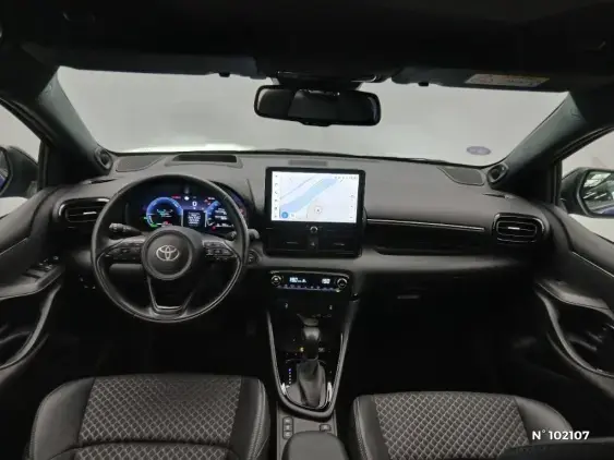 TOYOTA YARIS IV - voiture d'occasion - Photo 9