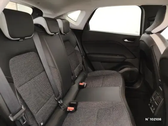 RENAULT CAPTUR II - voiture d'occasion - Photo 11