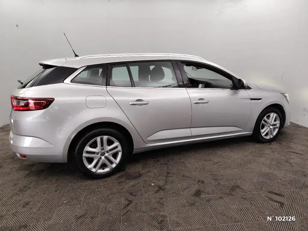 RENAULT MEGANE ESTATE IV - Miniature 3