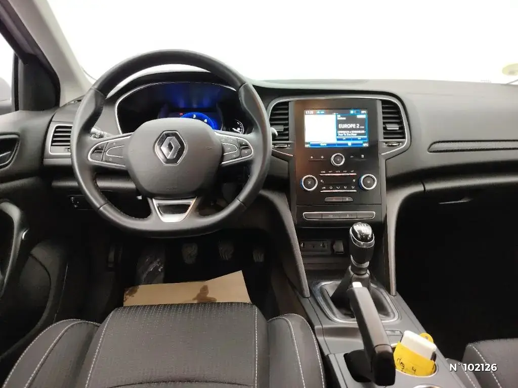 RENAULT MEGANE ESTATE IV - Miniature 6