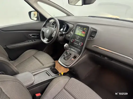 RENAULT GRAND SCENIC IV - voiture d'occasion - Photo 10
