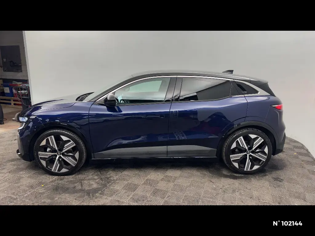 RENAULT MEGANE V - Miniature 4
