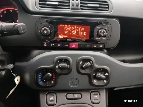 FIAT PANDA III - voiture d'occasion - Photo 13