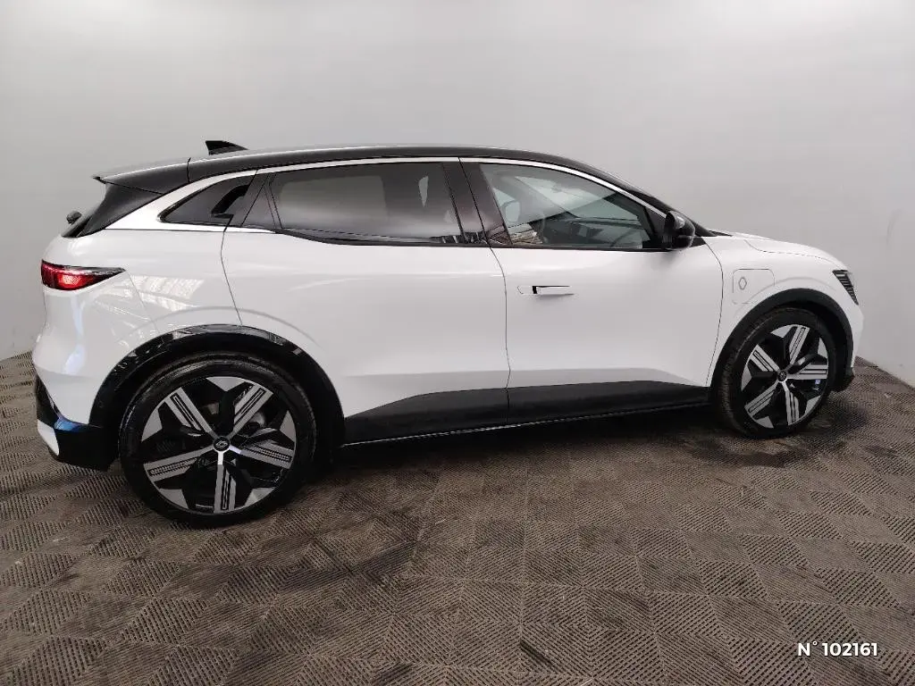 RENAULT MEGANE V - Miniature 3
