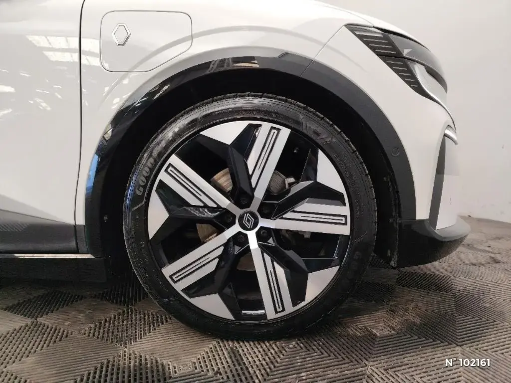 RENAULT MEGANE V - Miniature 5