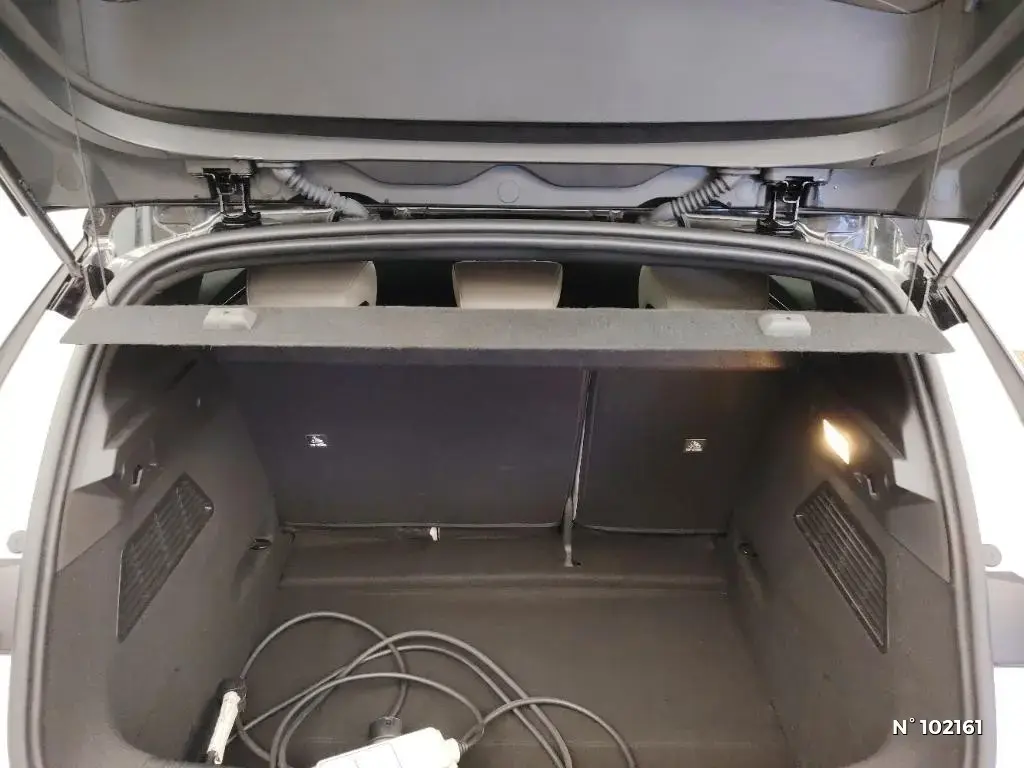 RENAULT MEGANE V - Miniature 10