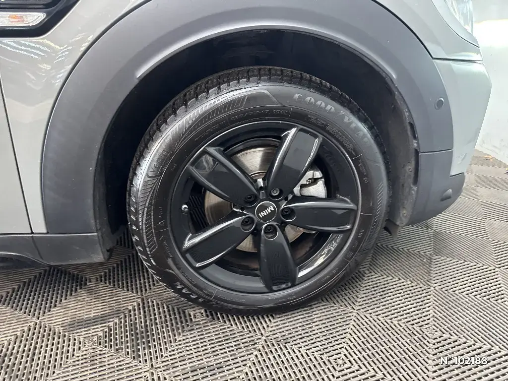 MINI COUNTRYMAN II - Miniature 5