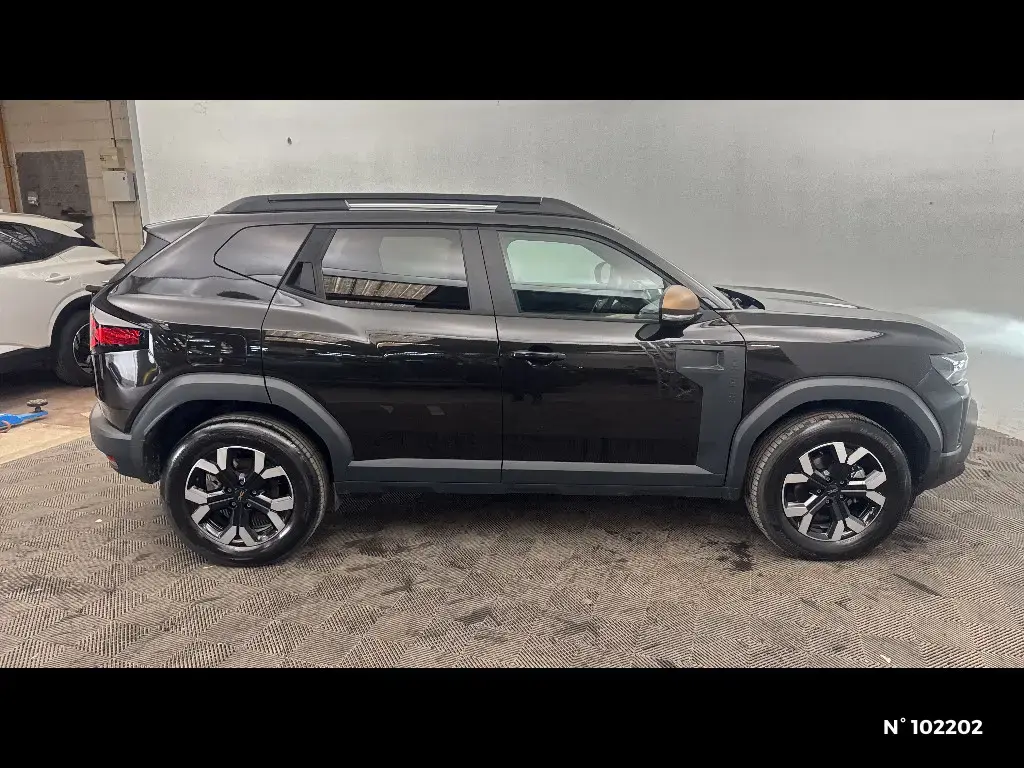 DACIA DUSTER III - Miniature 3