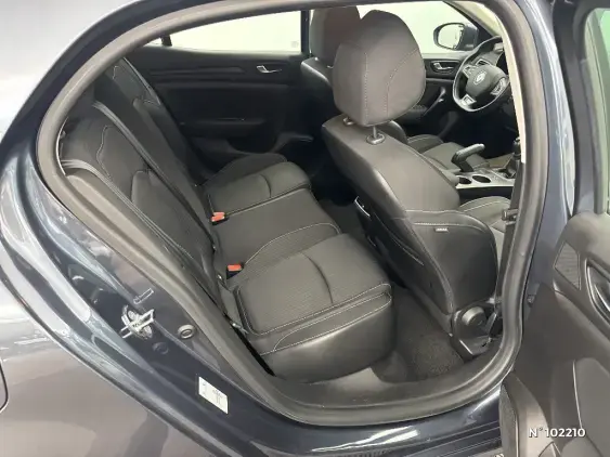 RENAULT MEGANE IV - voiture d'occasion - Photo 11
