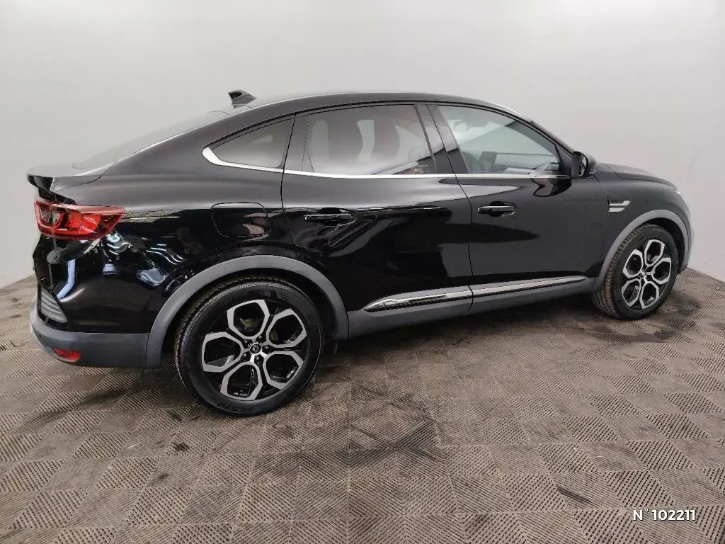 RENAULT ARKANA - Miniature 3