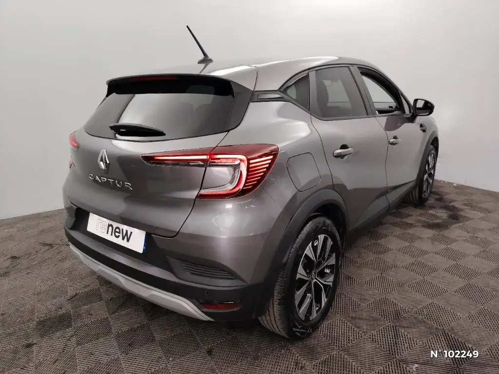 RENAULT CAPTUR II - Miniature 2
