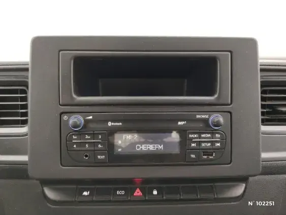 RENAULT MASTER III - voiture d'occasion - Photo 11
