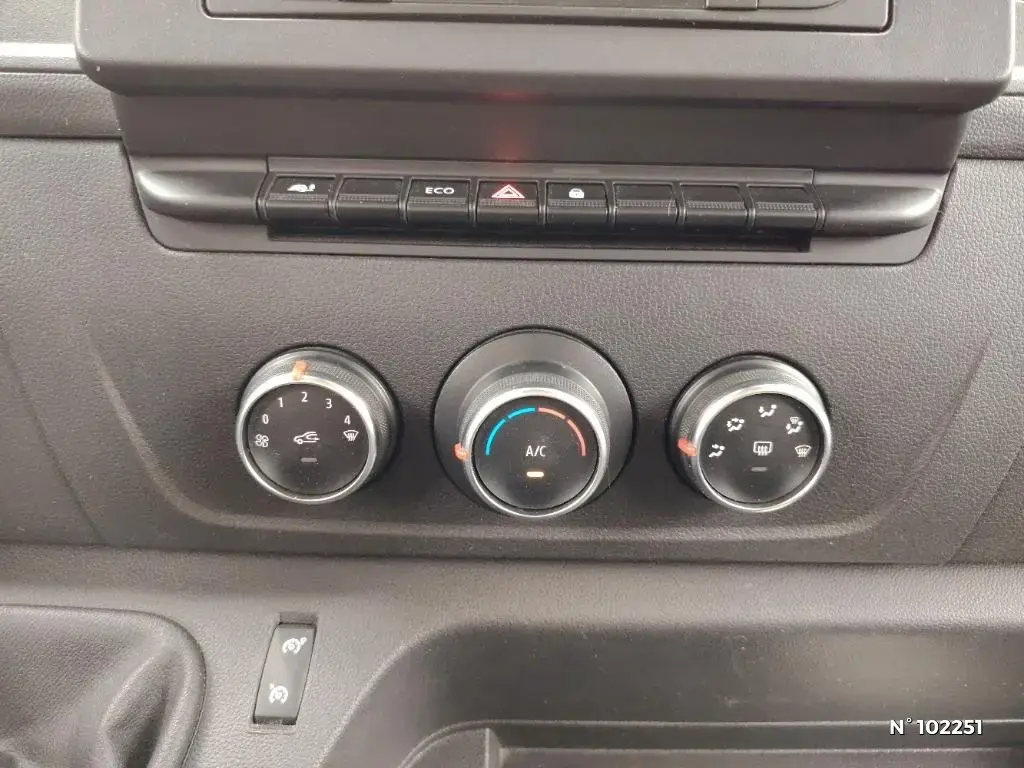 RENAULT MASTER III - Miniature 9