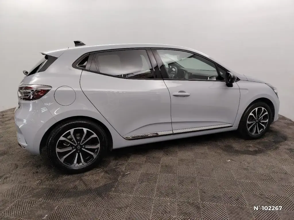 RENAULT CLIO V - Miniature 3