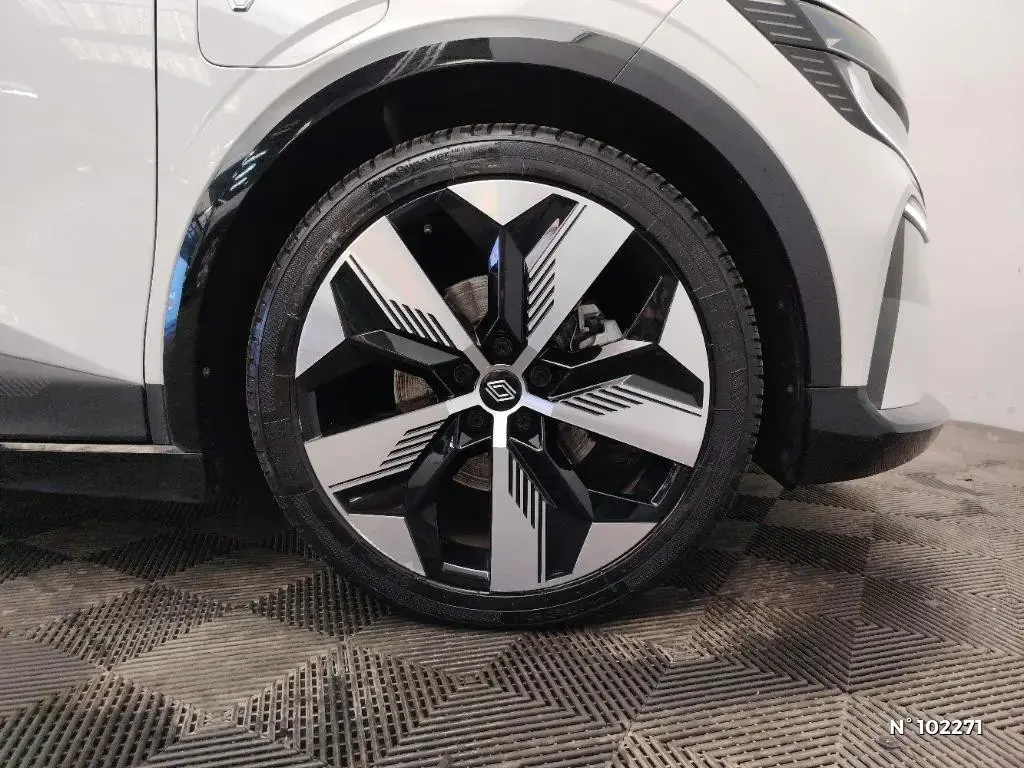 RENAULT MEGANE V - Miniature 5