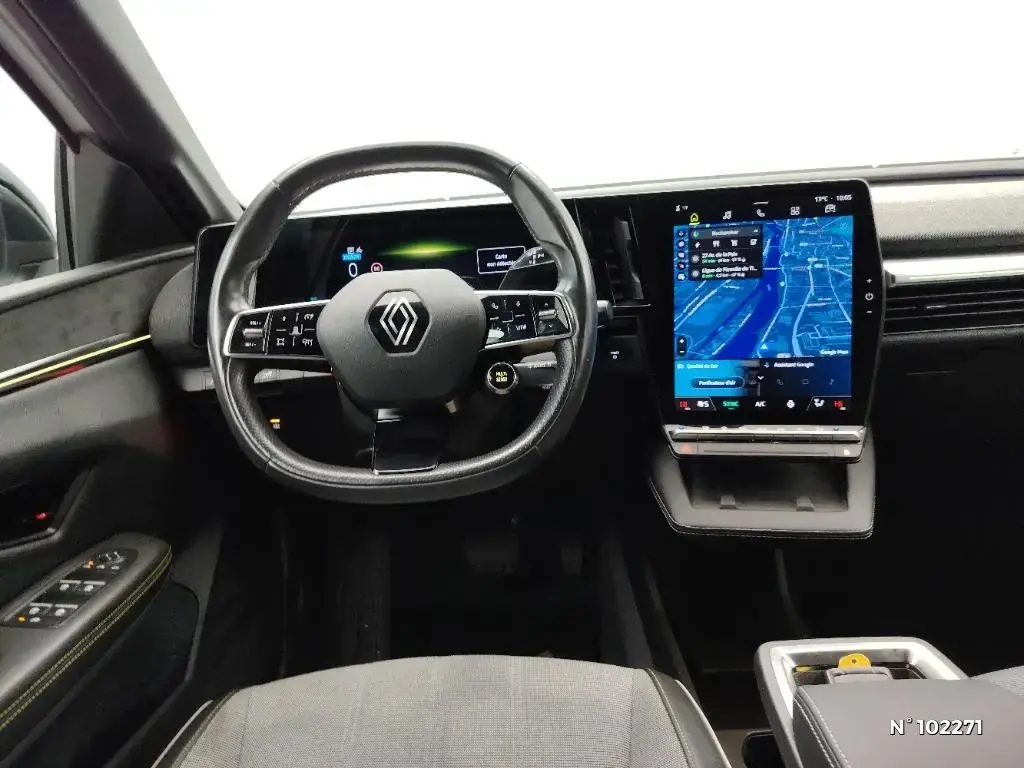 RENAULT MEGANE V - Miniature 6