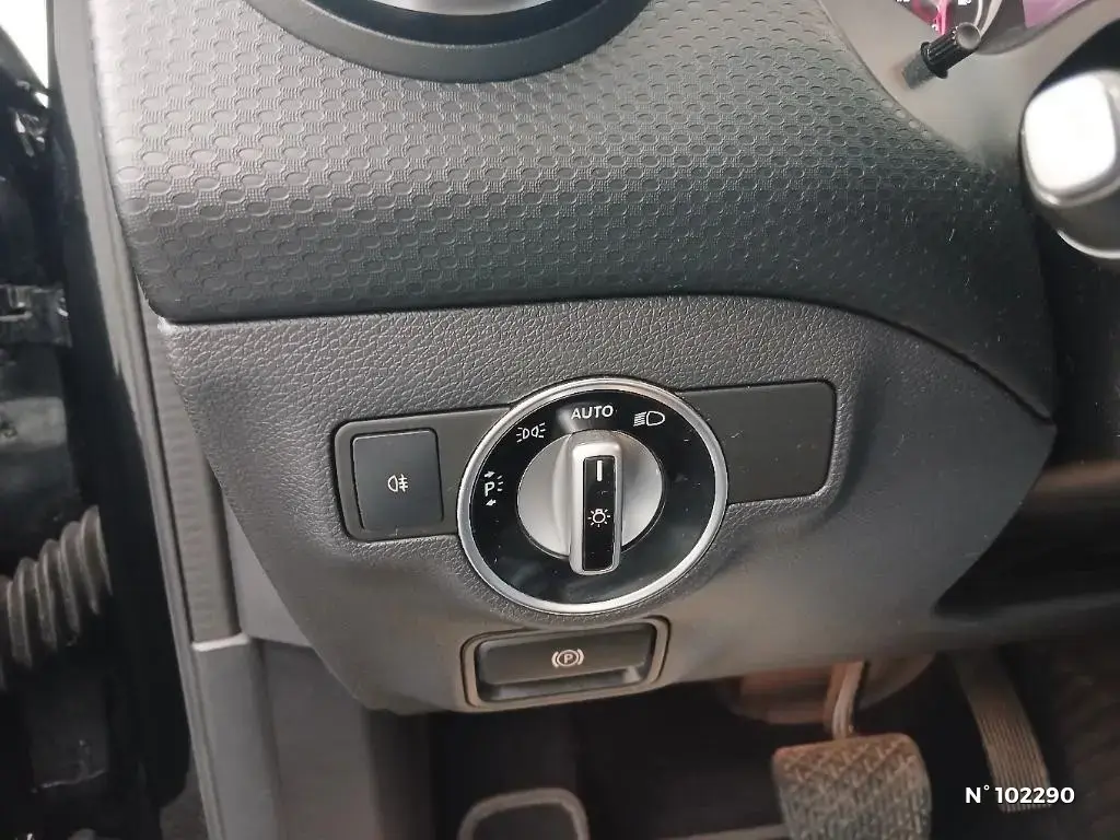 MERCEDES-BENZ CLASSE A III - Miniature 11