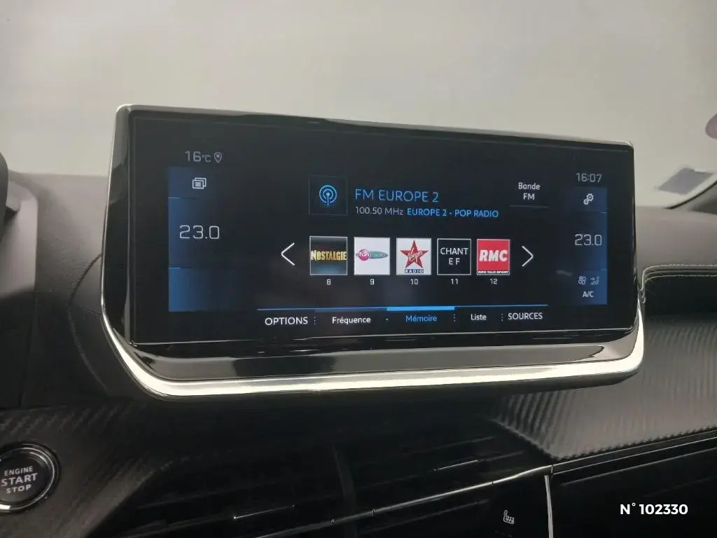 PEUGEOT 2008 II - Miniature 7