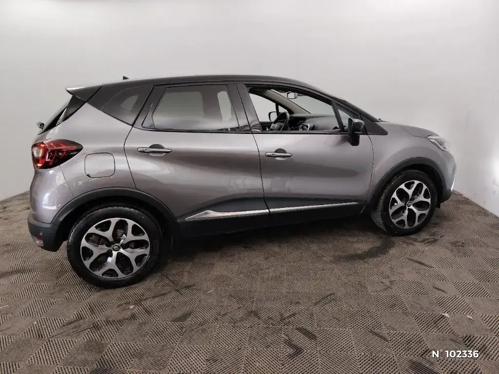 RENAULT CAPTUR - Miniature 3