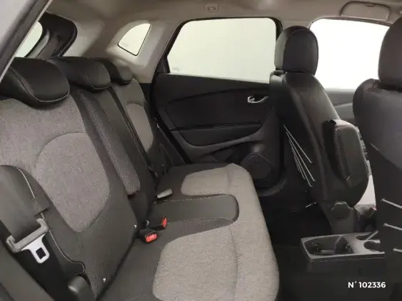 RENAULT CAPTUR - voiture d'occasion - Photo 11