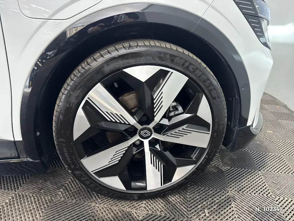 RENAULT MEGANE V - Miniature 5