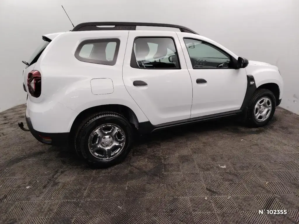 DACIA DUSTER II - Miniature 3