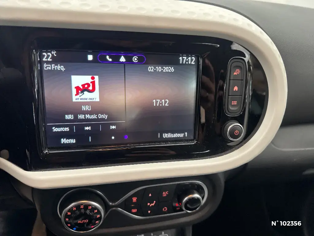 RENAULT TWINGO III - Miniature 7