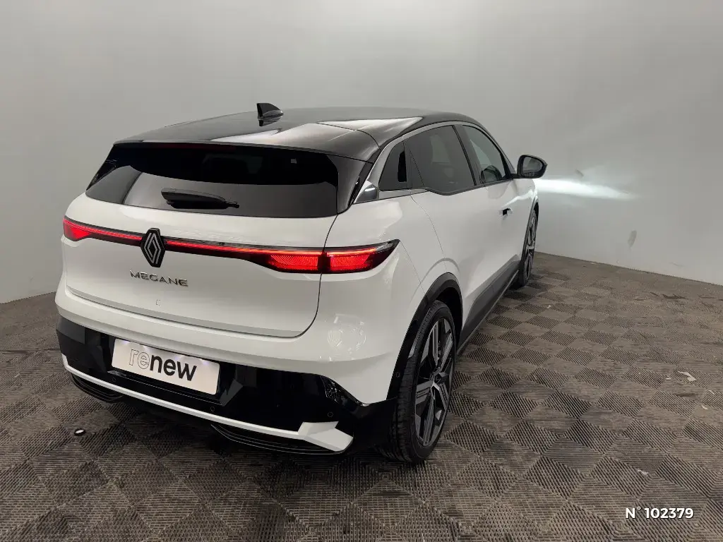 RENAULT MEGANE V - Miniature 2