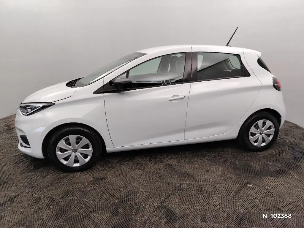 RENAULT ZOE - Miniature 4