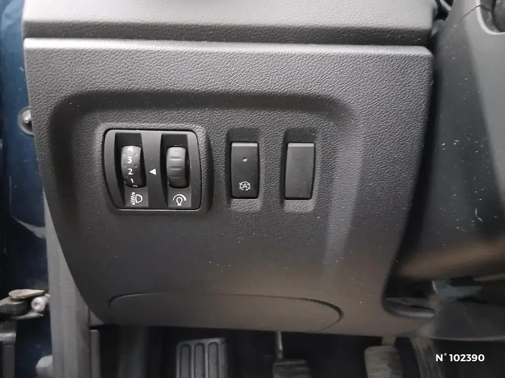 RENAULT CAPTUR - Miniature 11
