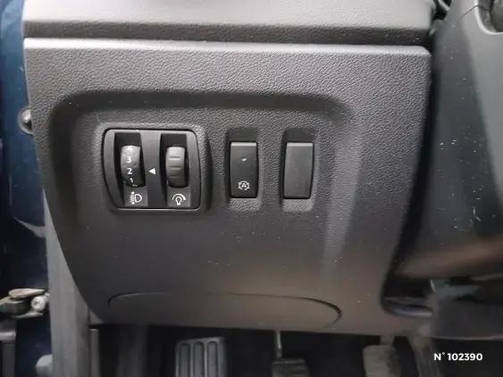 RENAULT CAPTUR - voiture d'occasion - Photo 15
