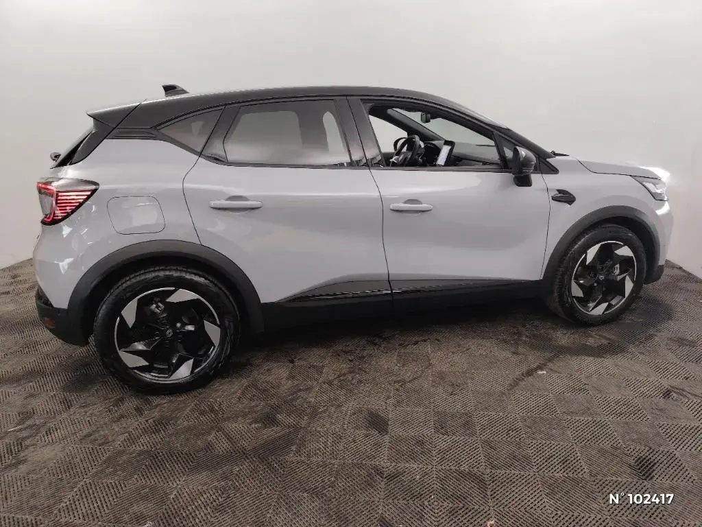 RENAULT CAPTUR II - Miniature 3