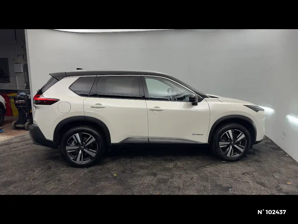 NISSAN X-TRAIL IV - Miniature 3