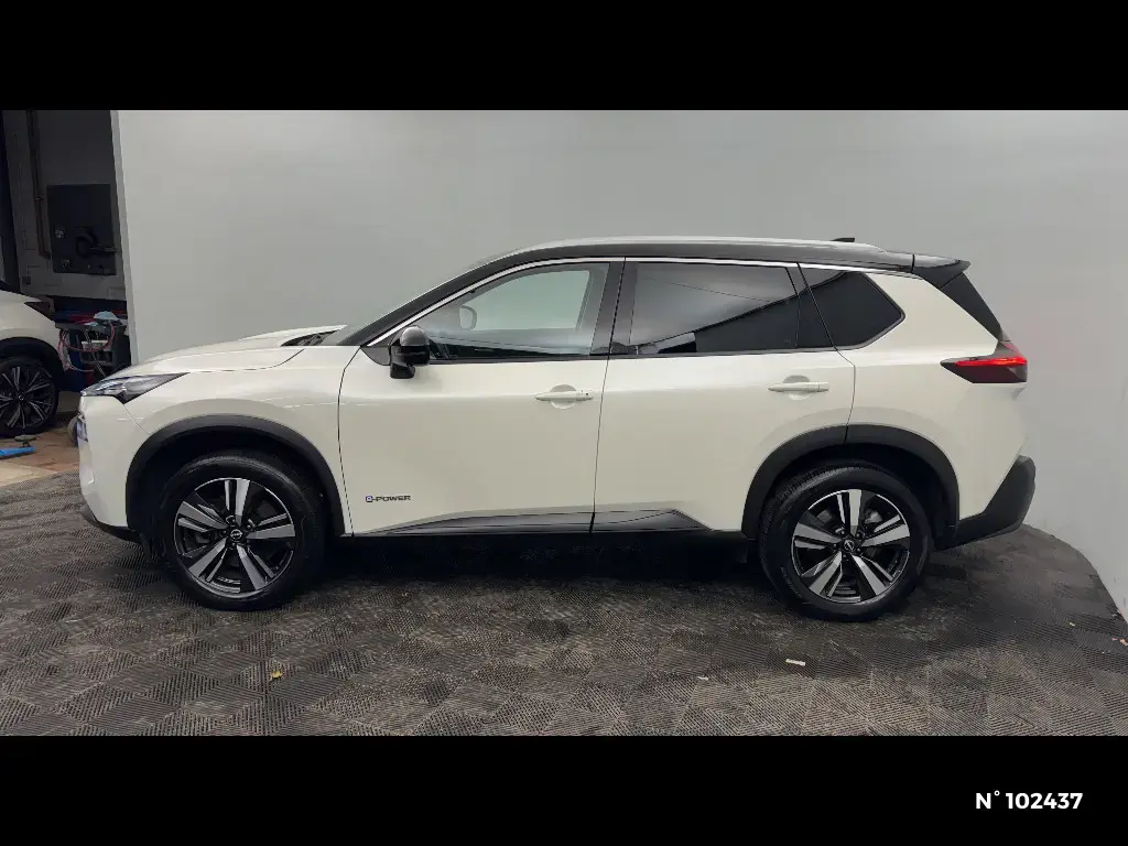 NISSAN X-TRAIL IV - Miniature 4