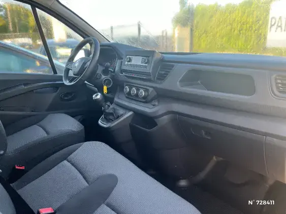 RENAULT TRAFIC FG III - voiture d'occasion - Photo 10