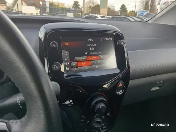 PEUGEOT 108 - voiture d'occasion - Photo 13