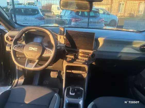 DACIA DUSTER III - voiture d'occasion - Photo 9