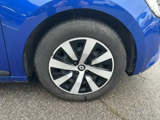 RENAULT CLIO V - voiture d'occasion - Photo 8