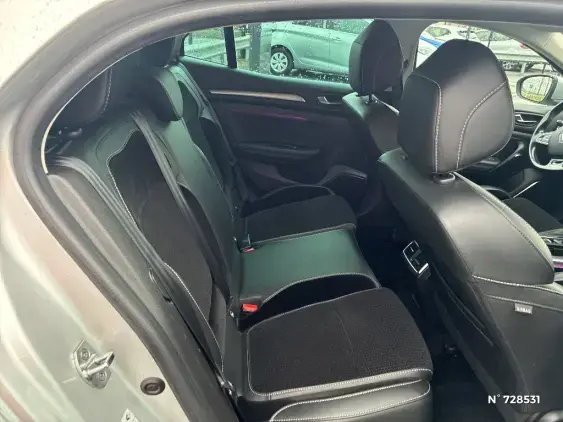 RENAULT MEGANE IV - voiture d'occasion - Photo 11