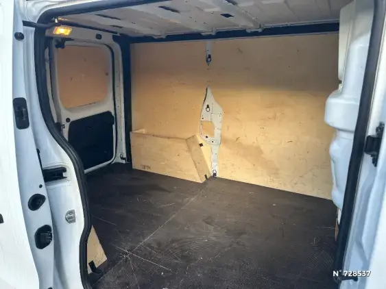 RENAULT TRAFIC FG III - voiture d'occasion - Photo 11