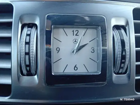 MERCEDES CLASSE E II - voiture d'occasion - Photo 26